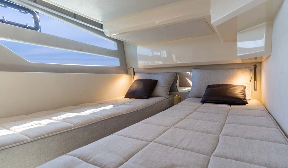 Sessa Fly 42 — photo 13
