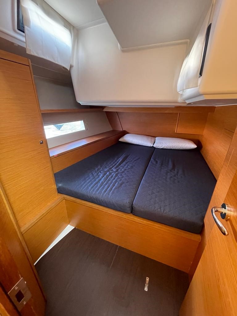 Dufour 470 GL — photo 12