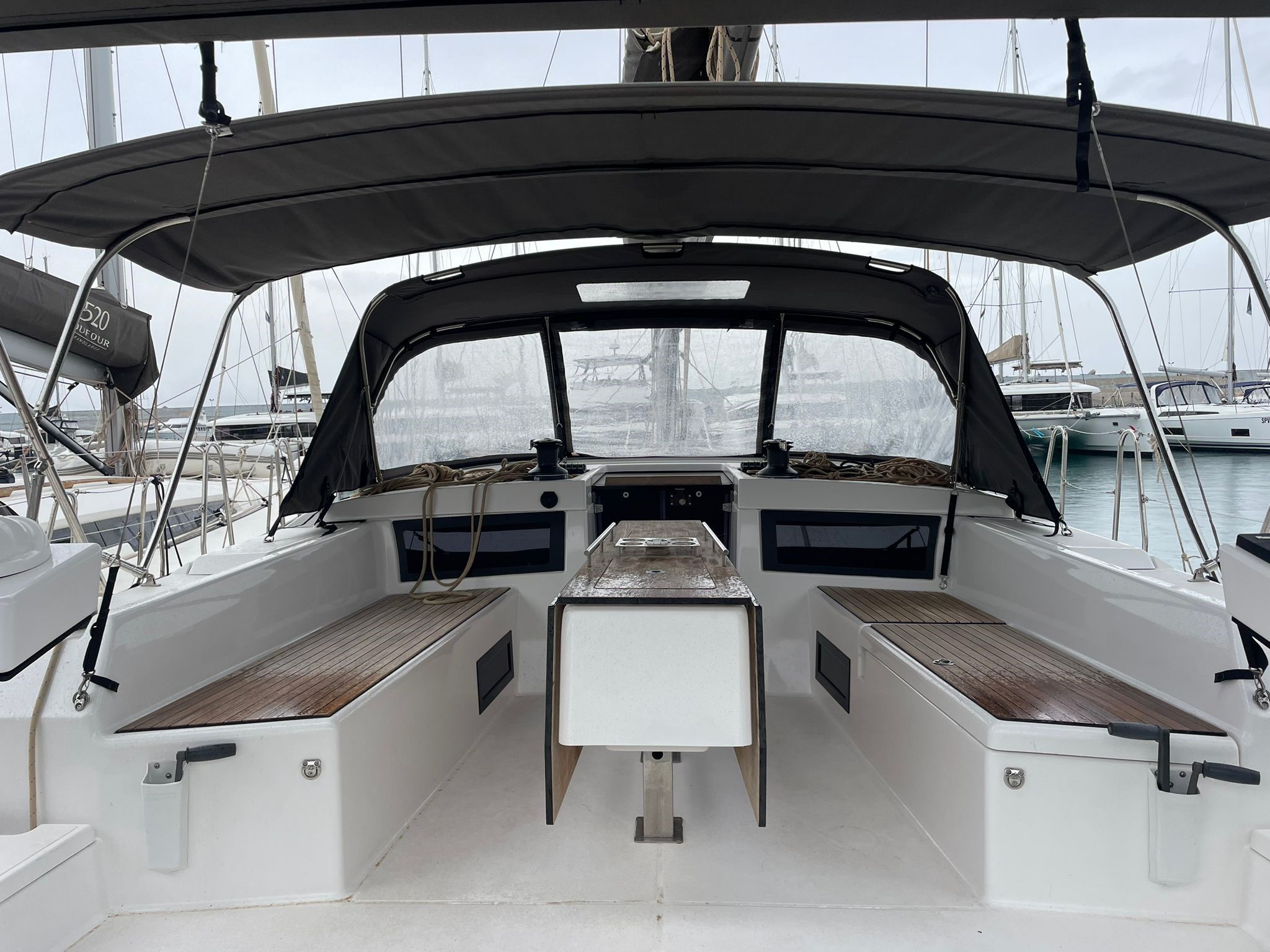Dufour 470 GL — photo 7