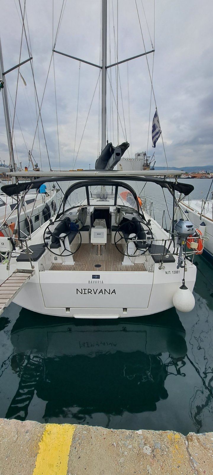 Bavaria C42 — photo 9