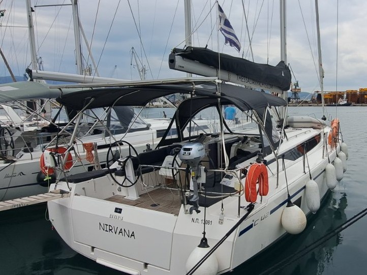 Bavaria C42 — photo 1