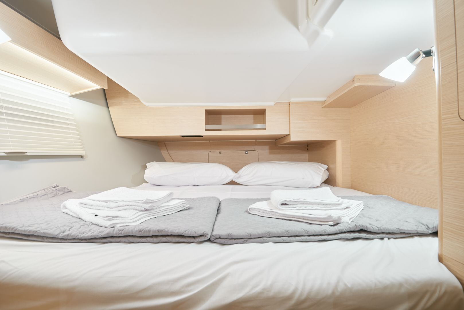 Dufour 390 Grand Large — photo 13