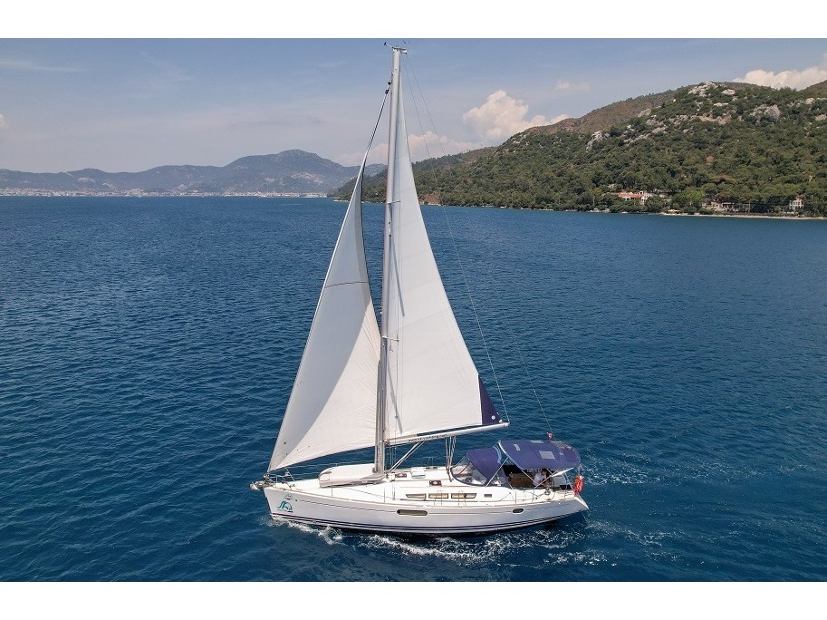 Sun Odyssey 44 i — photo 1