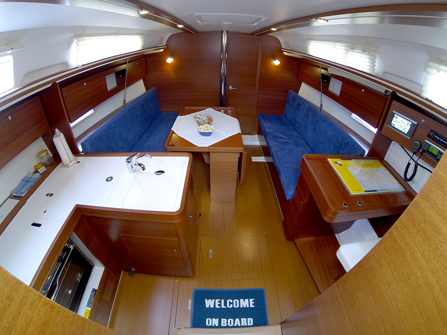 Dufour 335 GL — photo 8