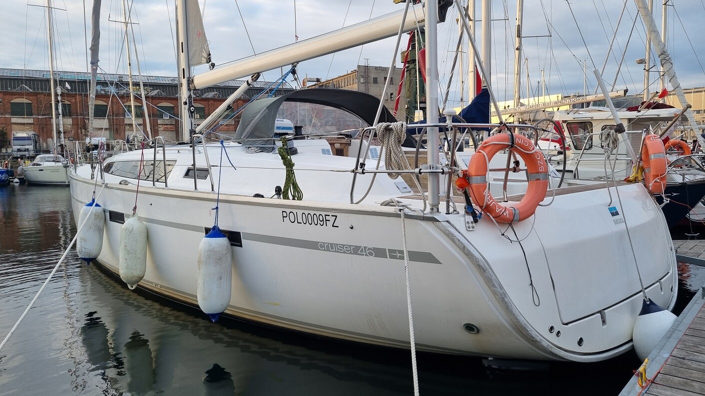 Bavaria 46 — photo 15