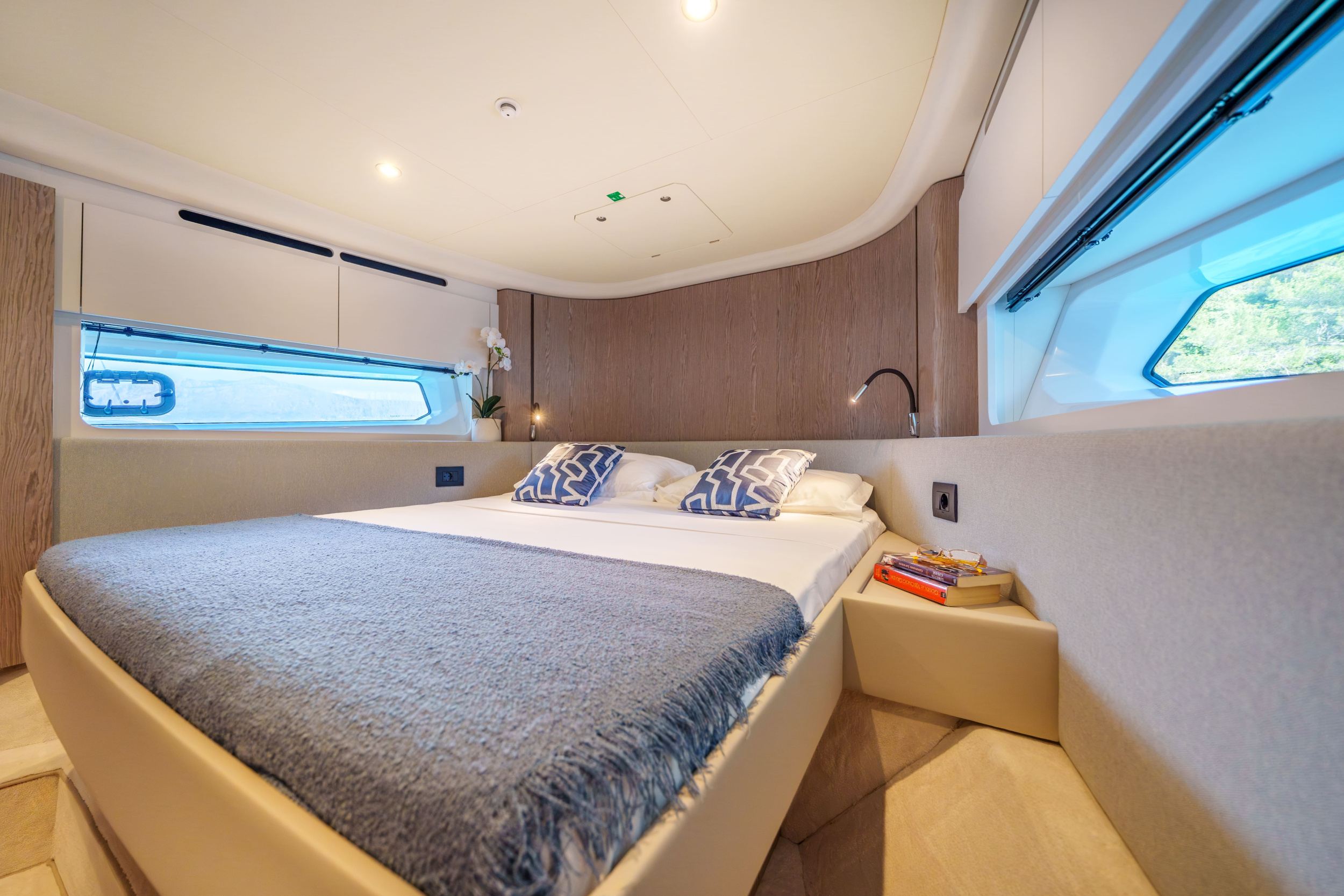 Azimut 53 Fly — photo 37