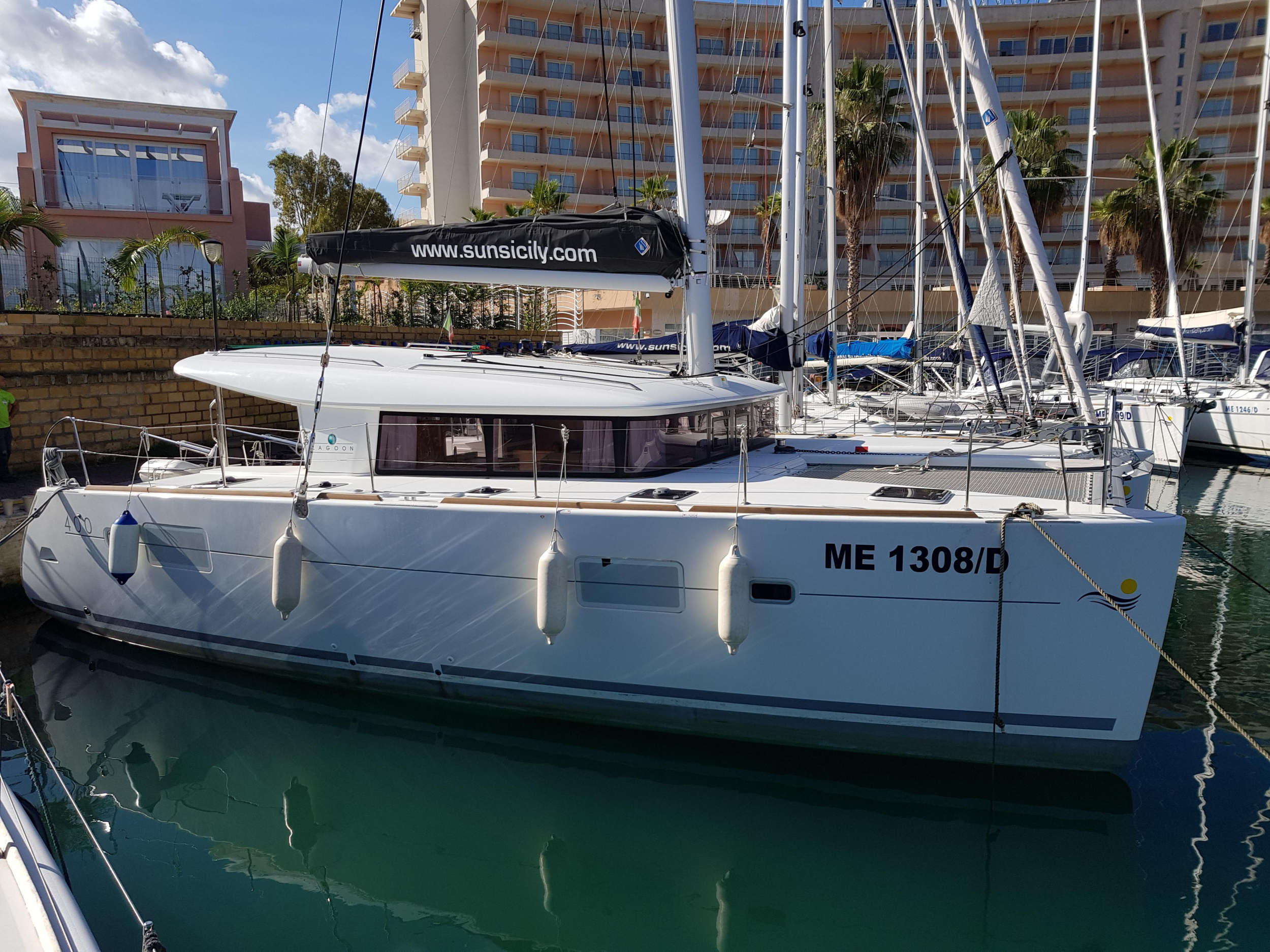Lagoon 400 S2 — photo 6