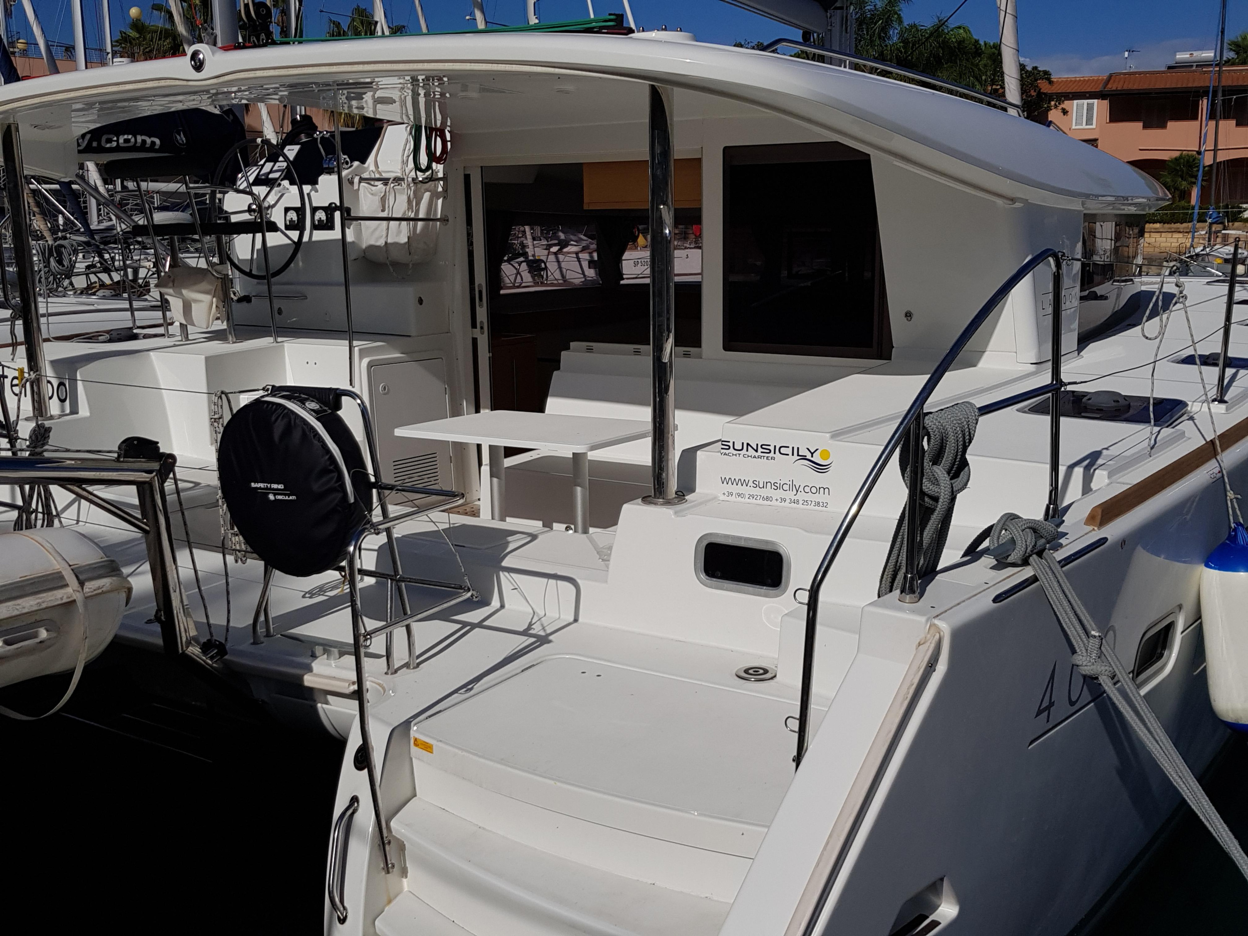 Lagoon 400 S2 — photo 7