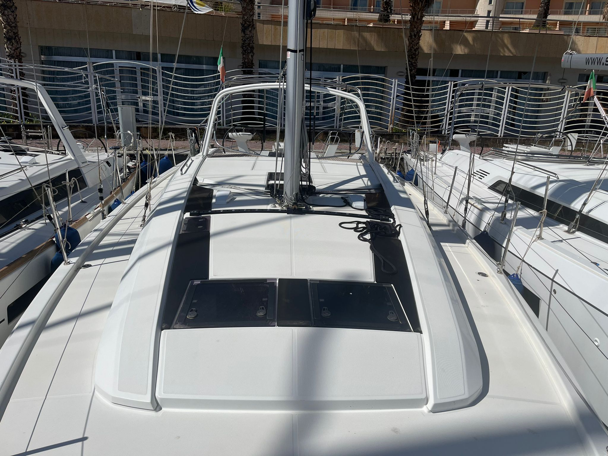 Oceanis 46.1 — photo 10