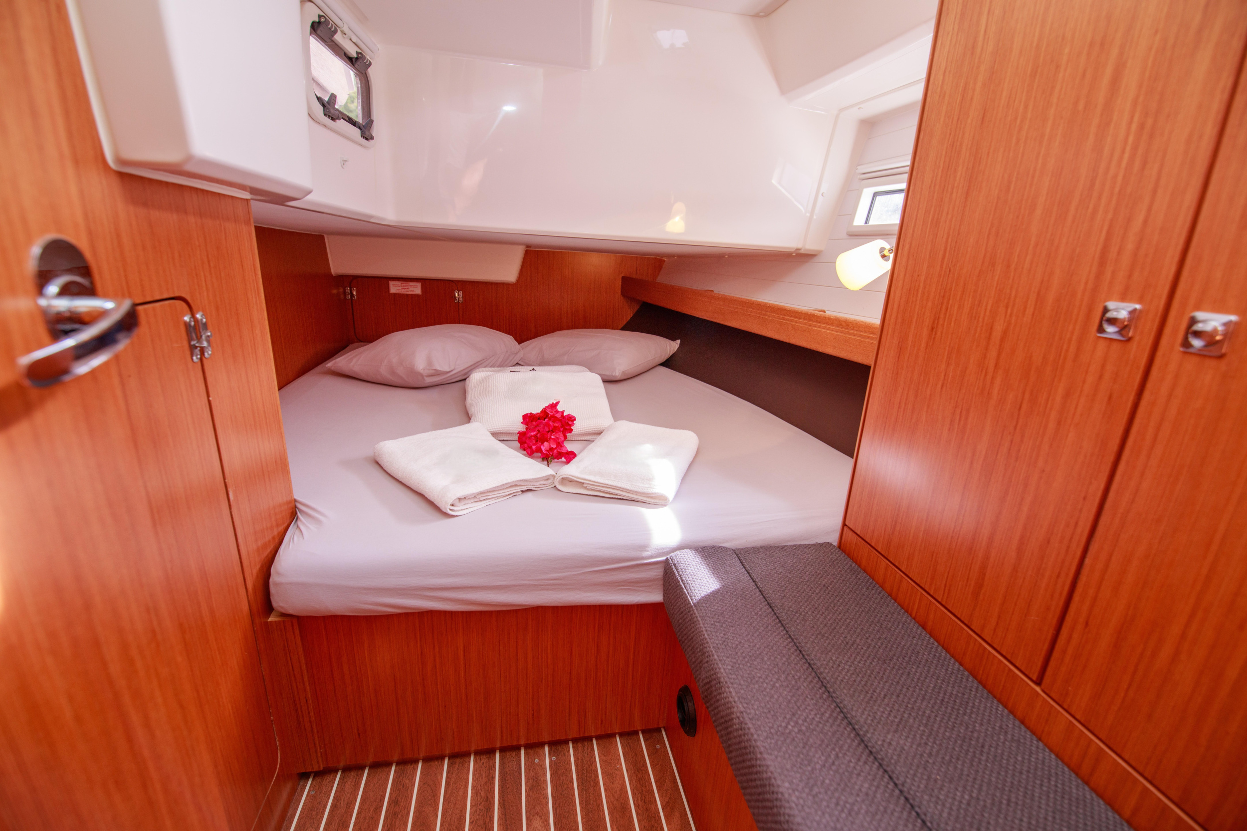 Bavaria 41 Cruiser — photo 2
