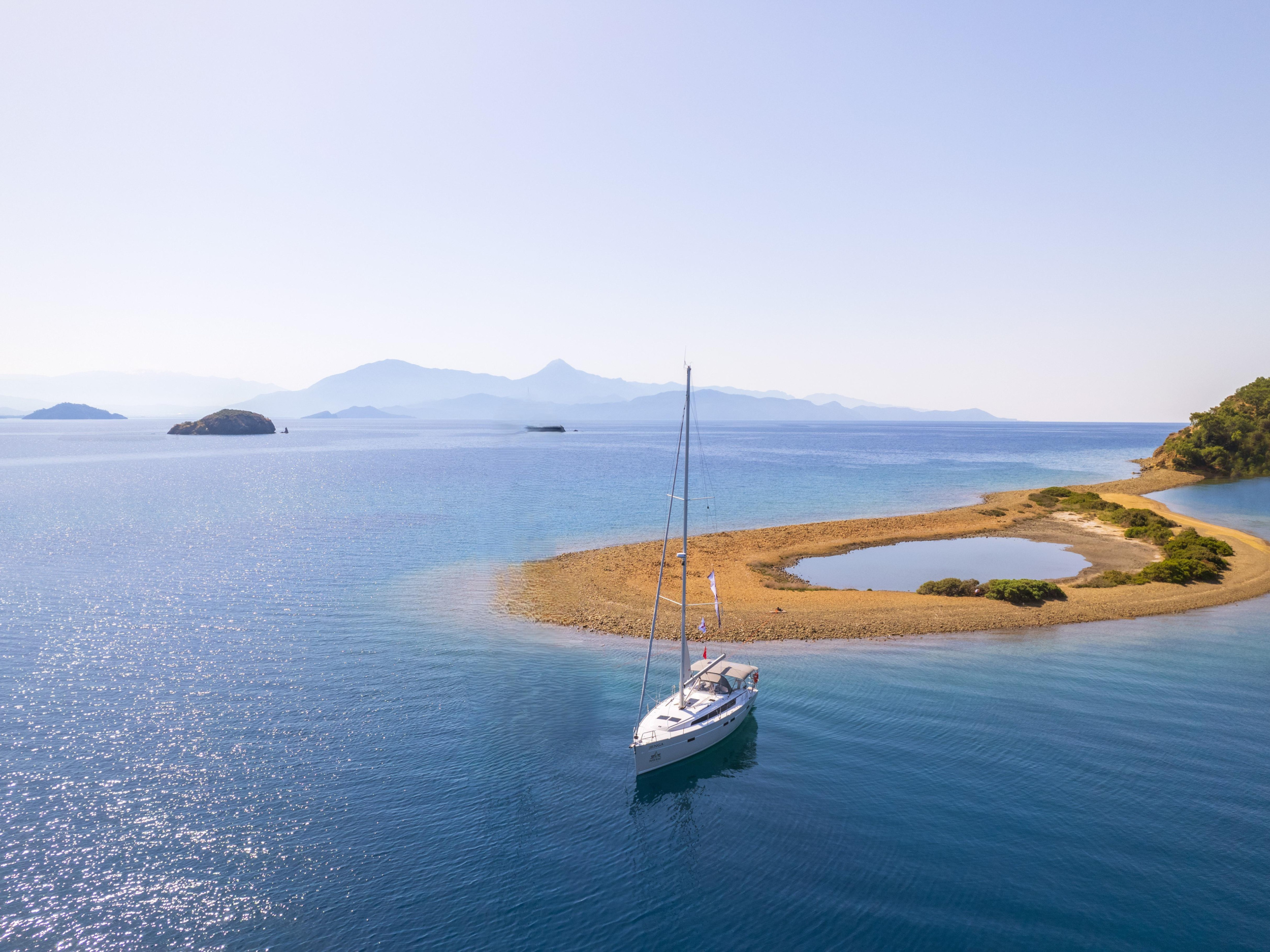 Bavaria 46 Cruiser — photo 1