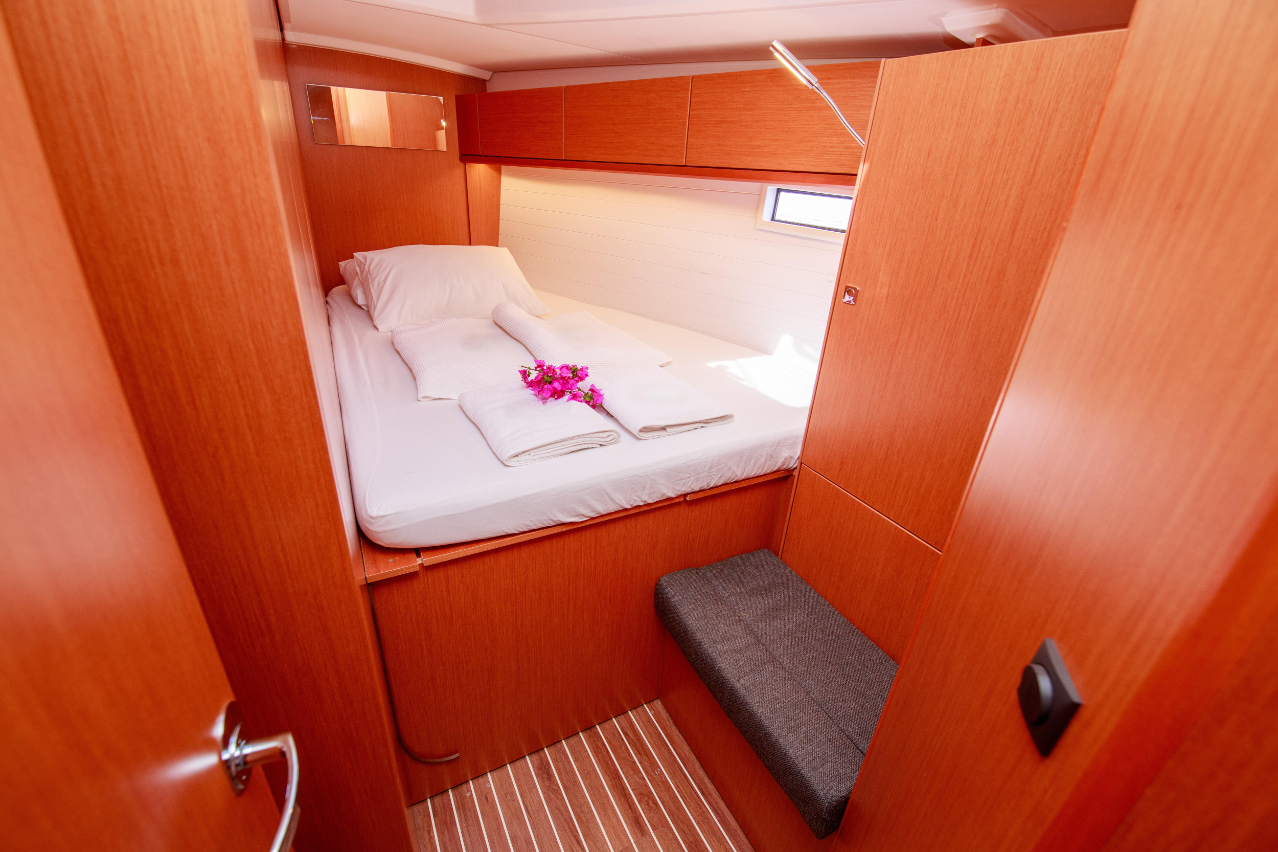 Bavaria 46 Cruiser — photo 9