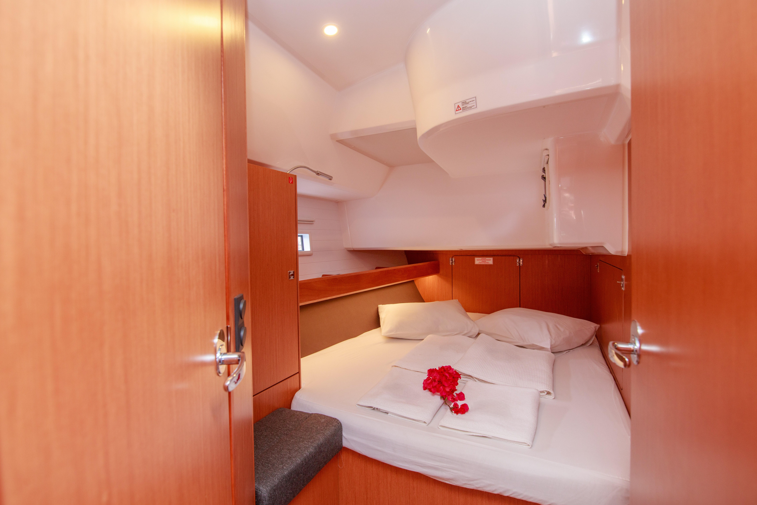 Bavaria 46 Cruiser — photo 16