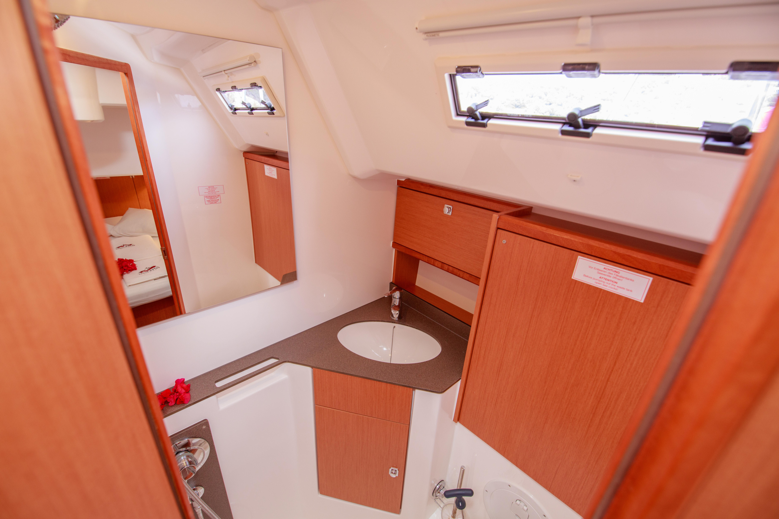 Bavaria 46 Cruiser — photo 27