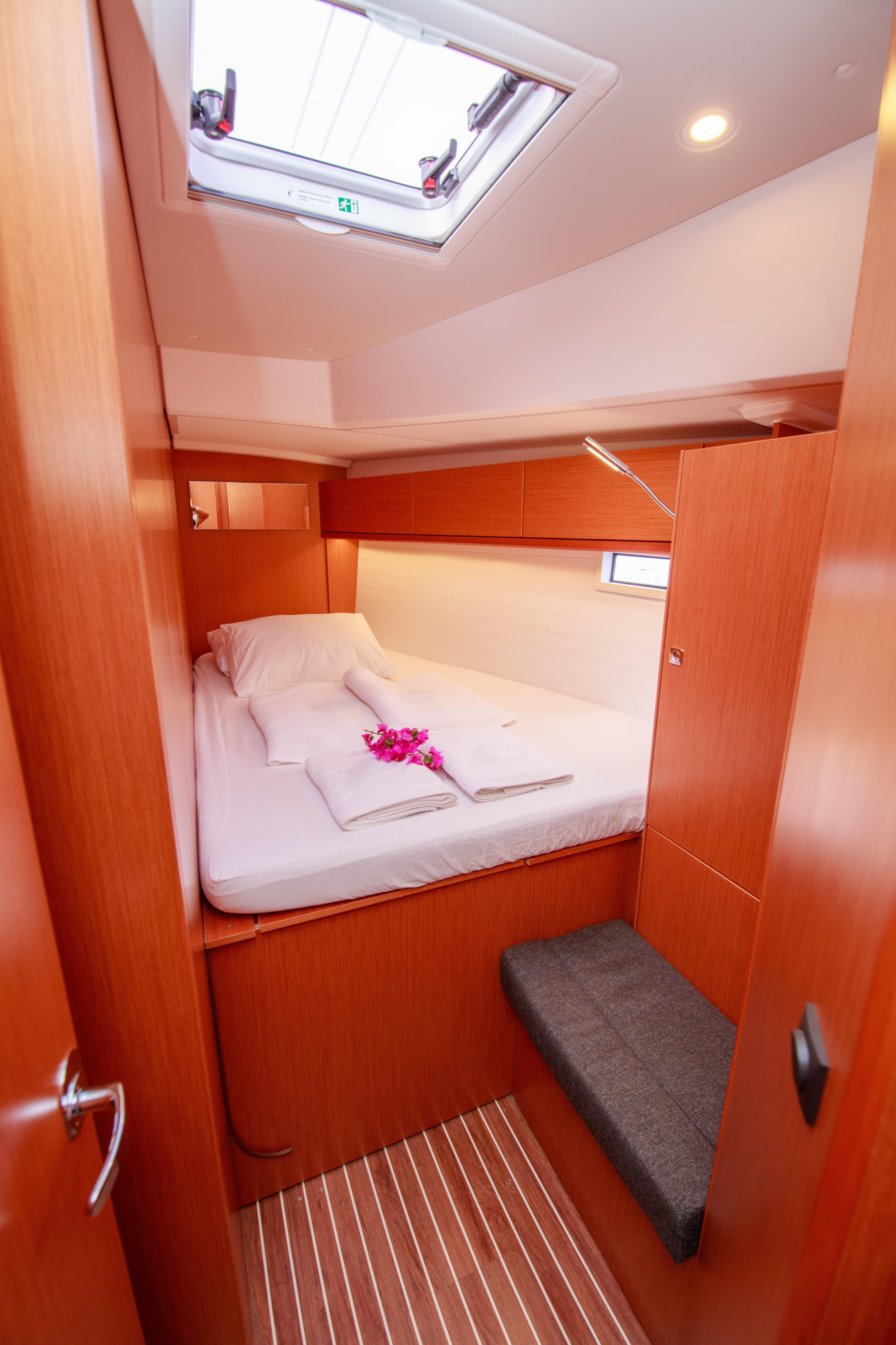 Bavaria 46 Cruiser — photo 13