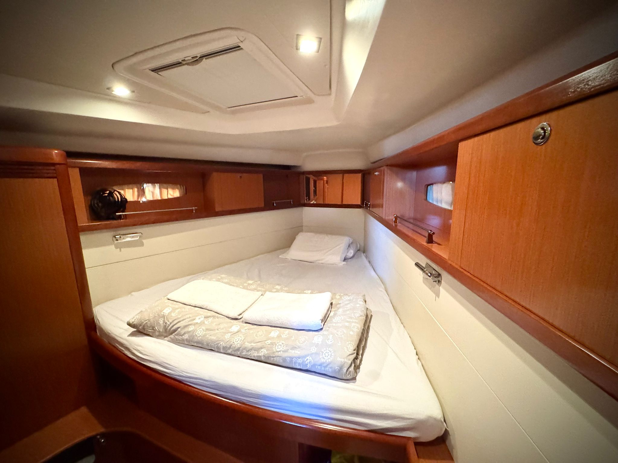 Oceanis 46 — photo 24