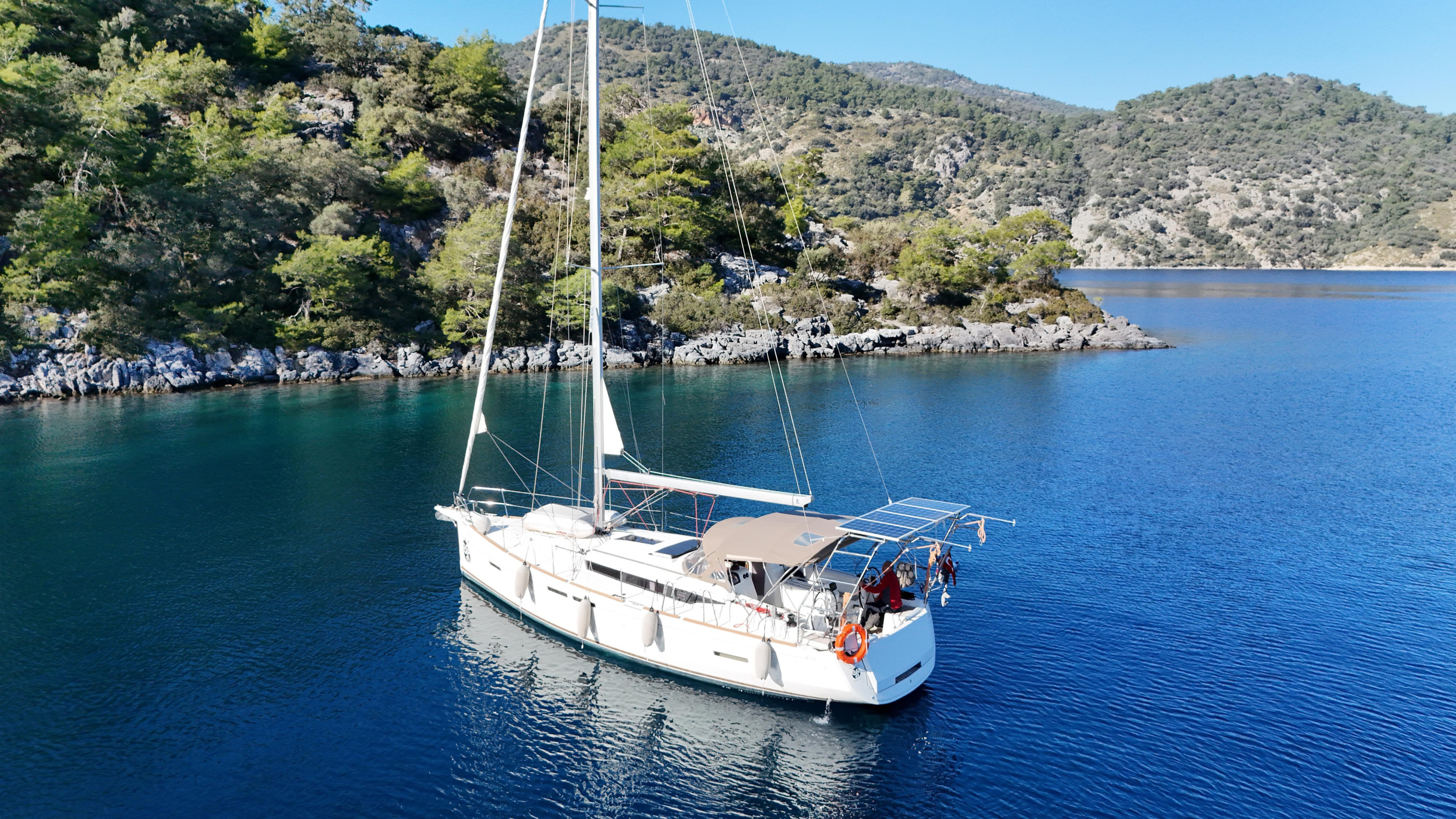 Sun Odyssey 419 — photo 17