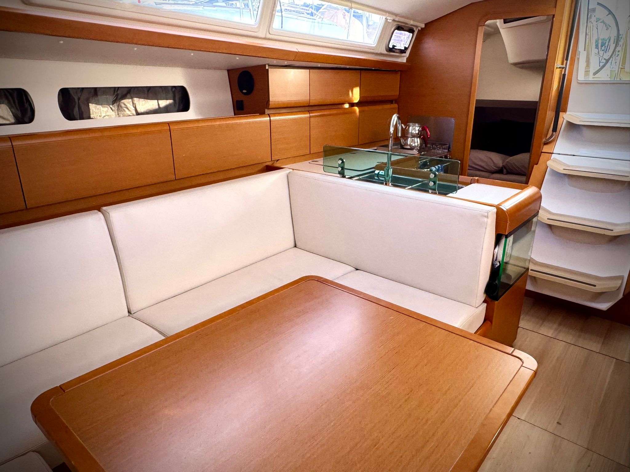 Sun Odyssey 419 — photo 7