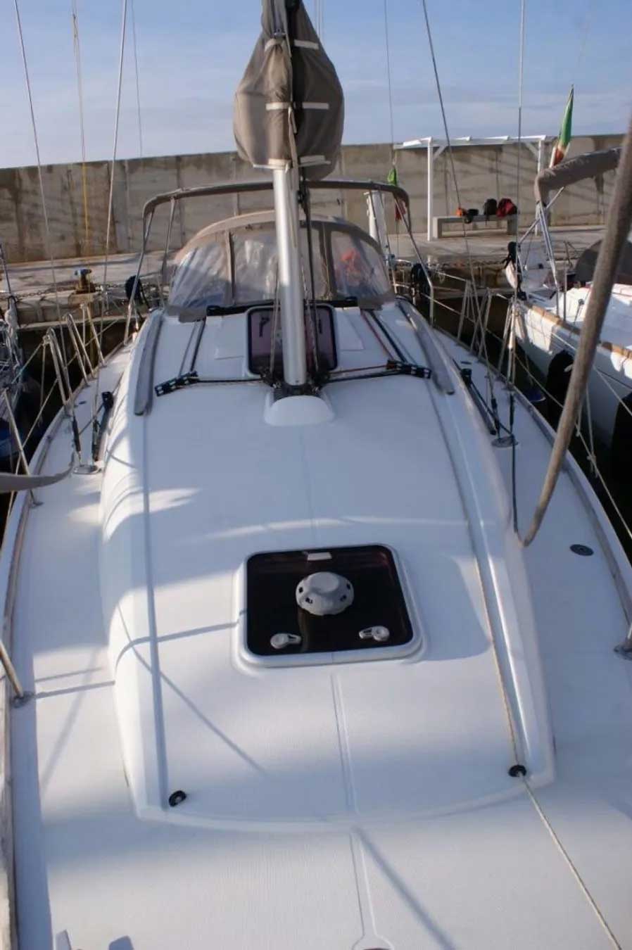 Sun Odyssey 36i — photo 8
