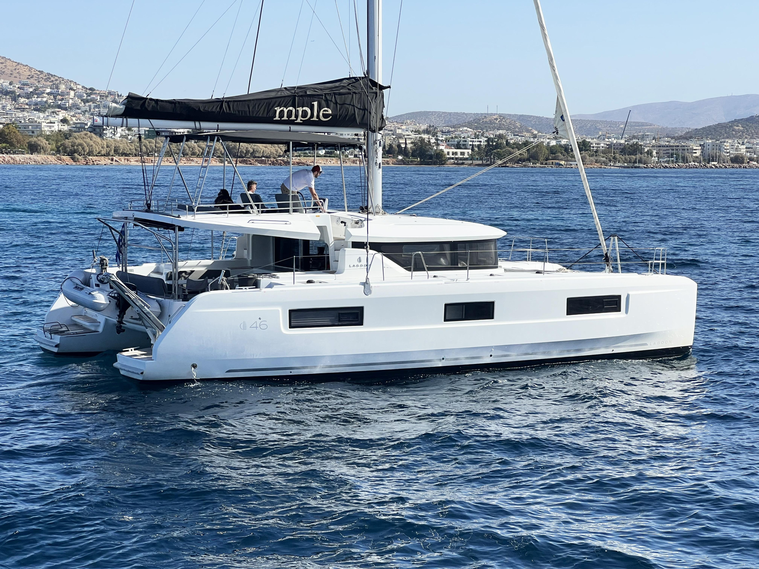 Lagoon 46 — photo 1
