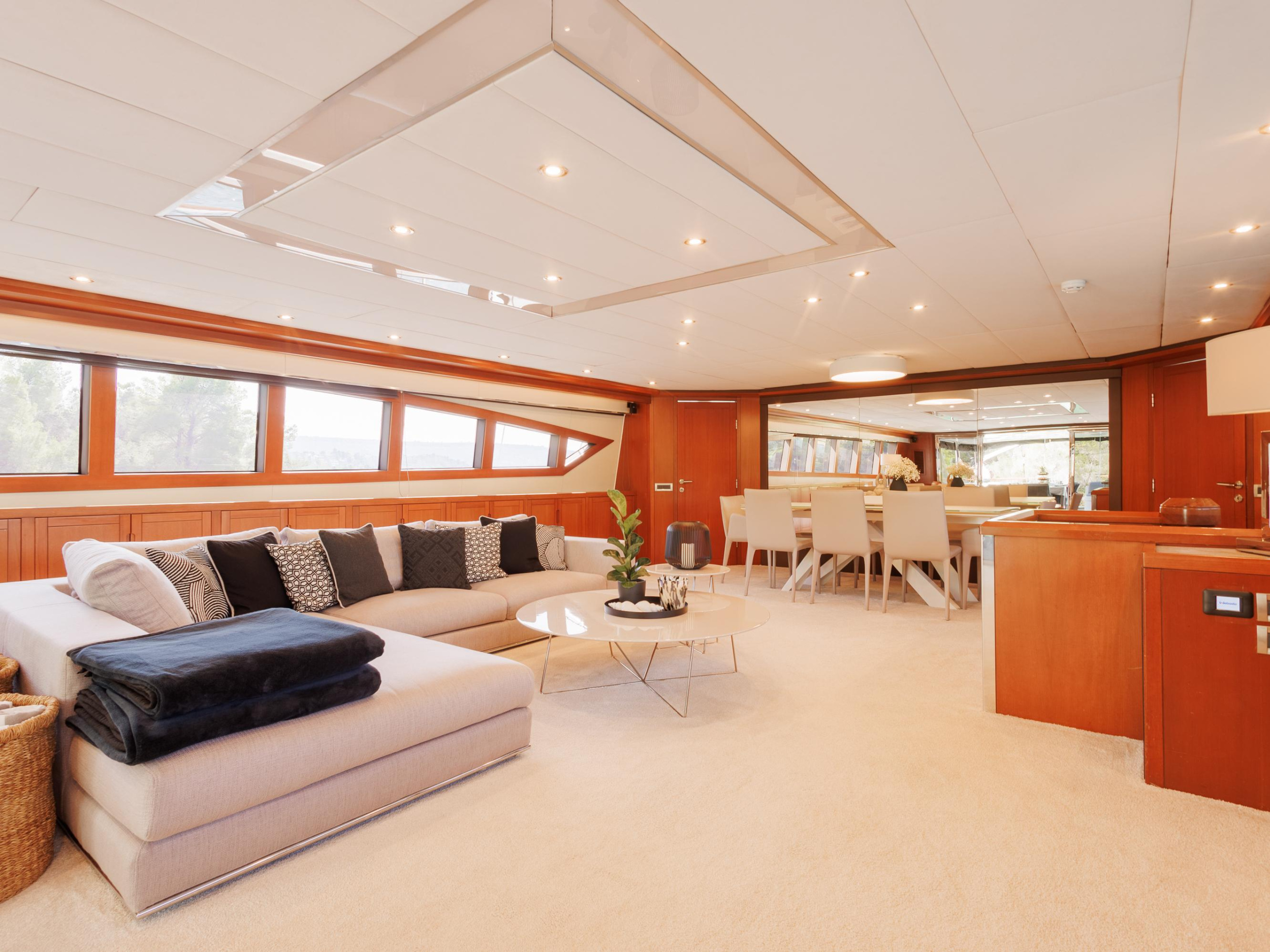 Motoryacht - CBM yachts — photo 19