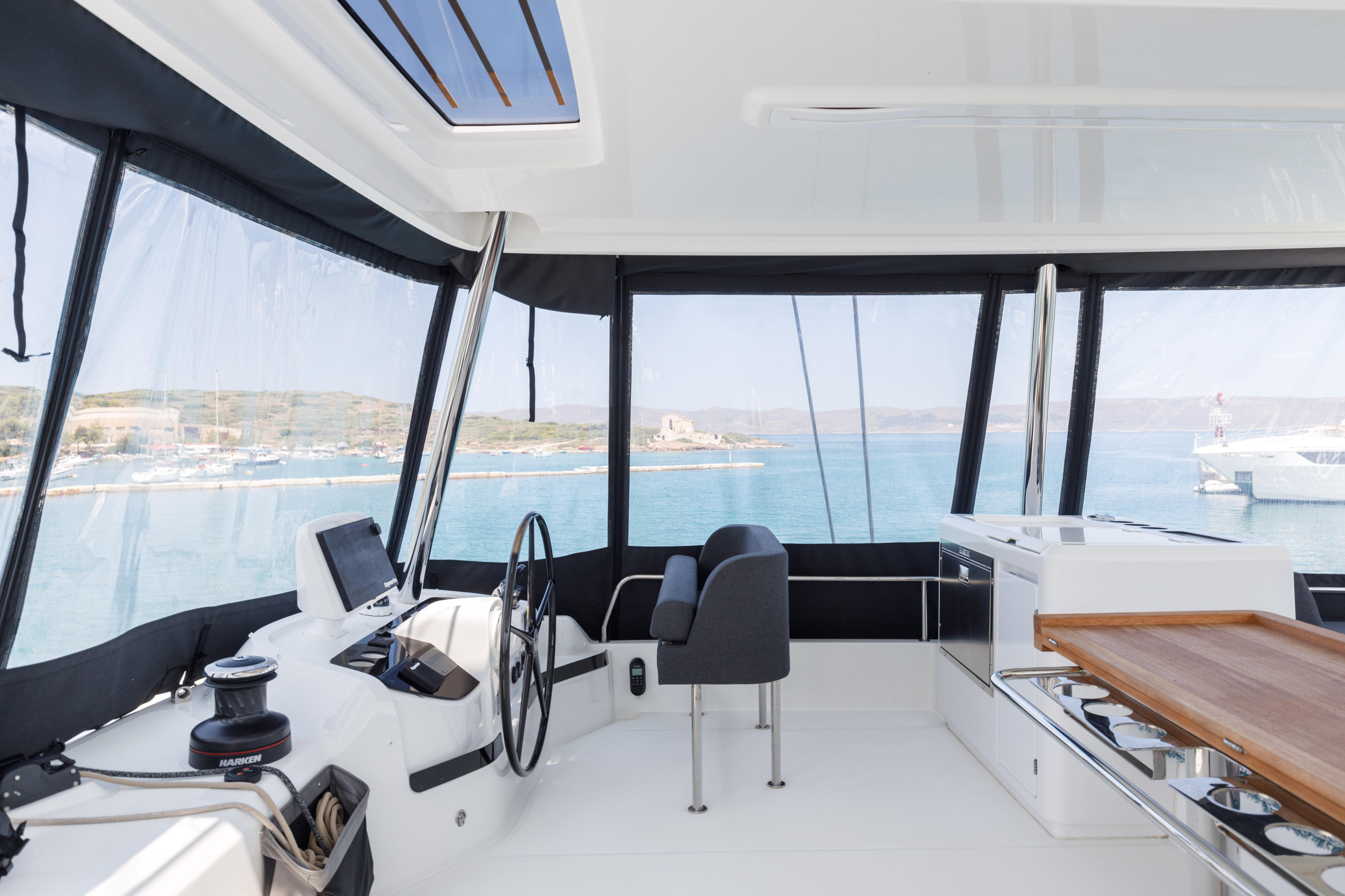 Lagoon 55 — photo 10