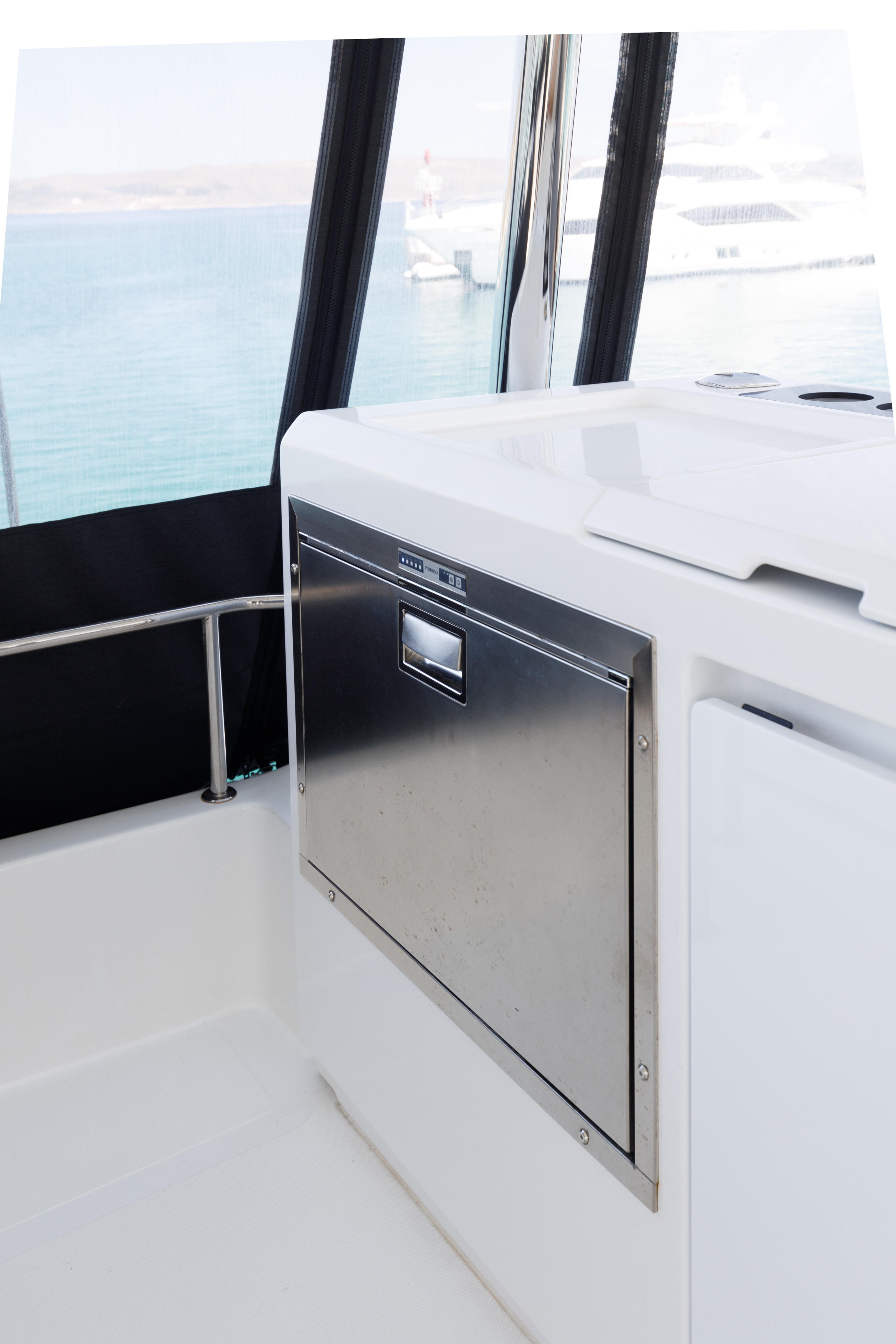 Lagoon 55 — photo 9