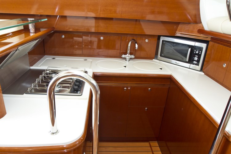 Jeanneau Prestige 46 Fly — photo 18