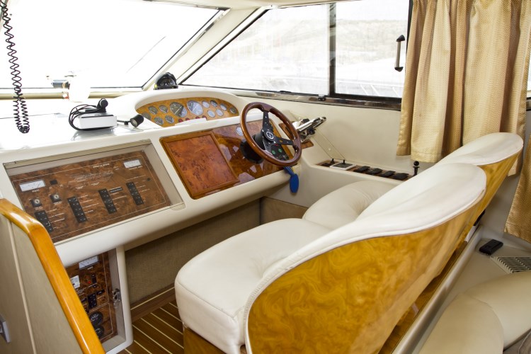 Princess 470 — photo 18