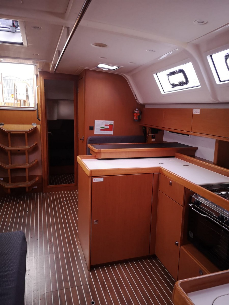 Bavaria 51 — photo 16