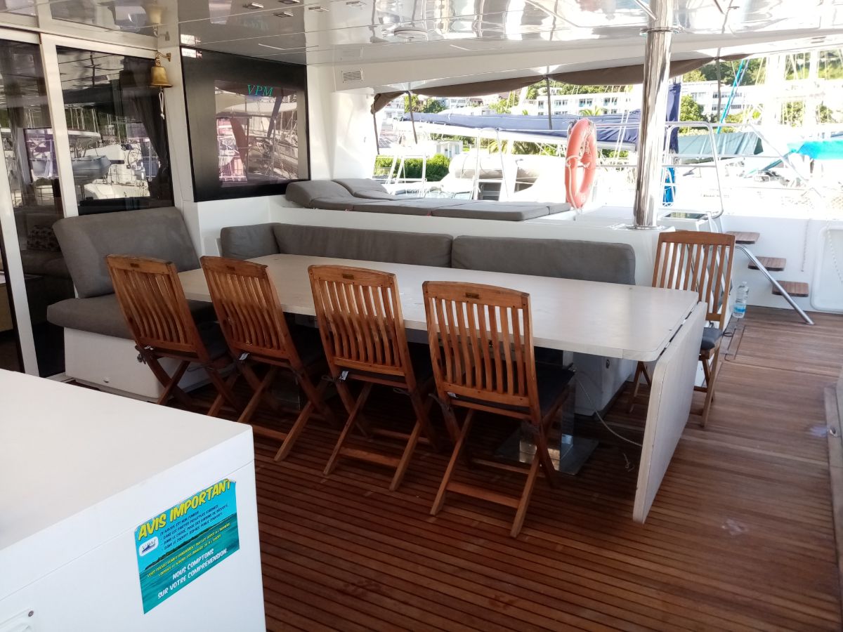 Lagoon 620 — photo 47