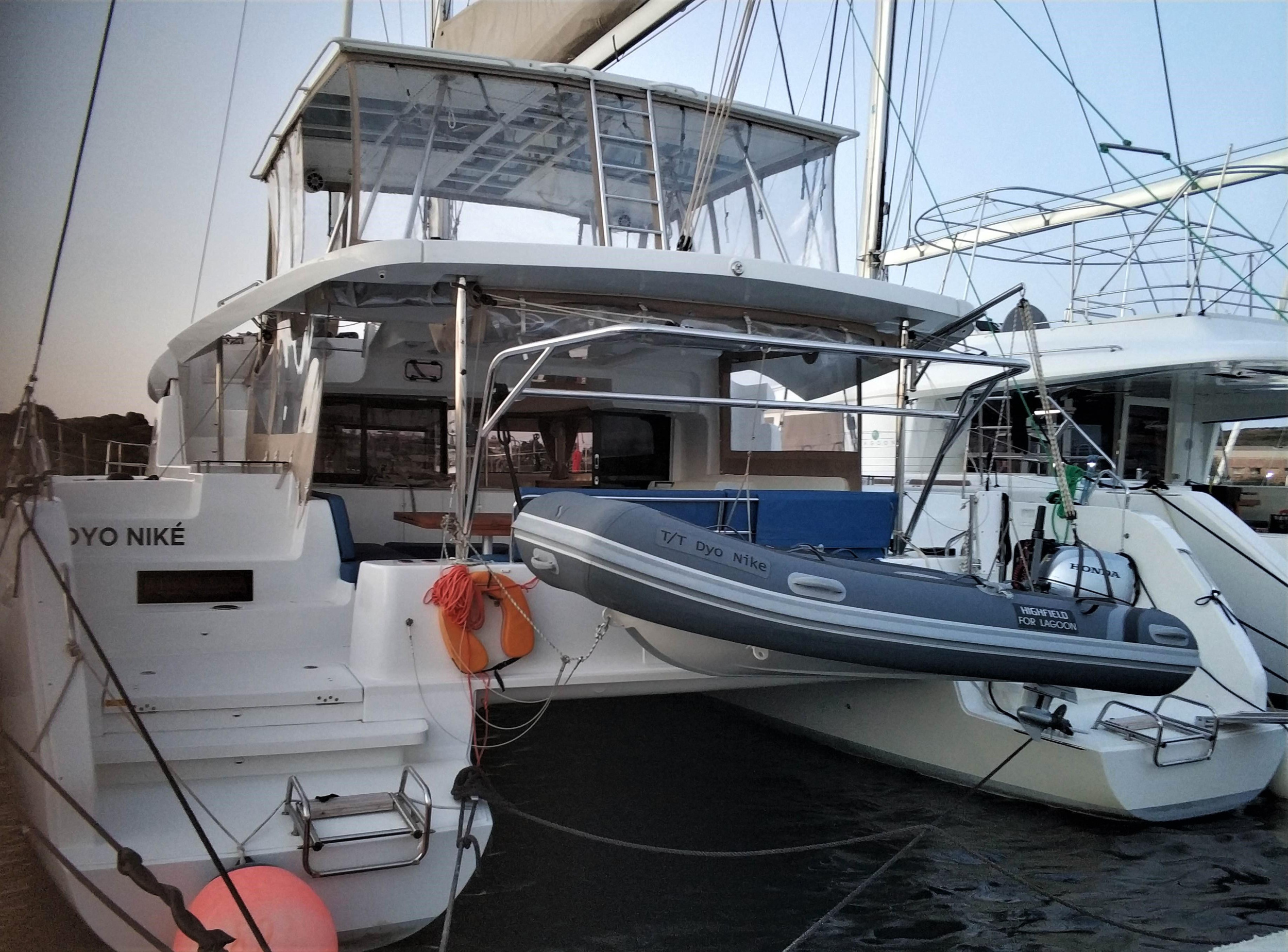 Lagoon 46 — photo 13