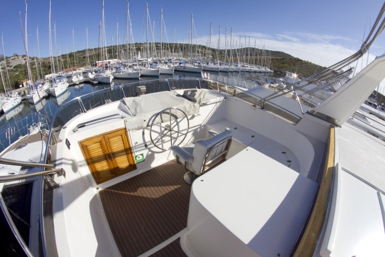 Staryacht 1670 — photo 18