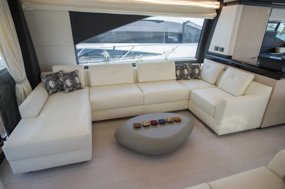 Azimut 72 — photo 33