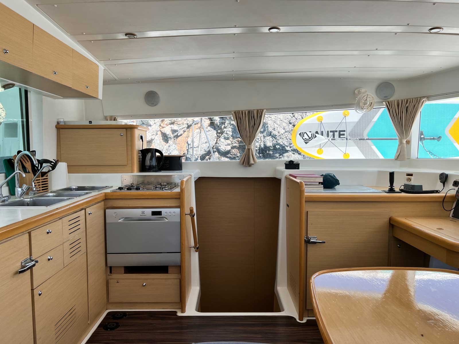 Lagoon 420 — photo 15