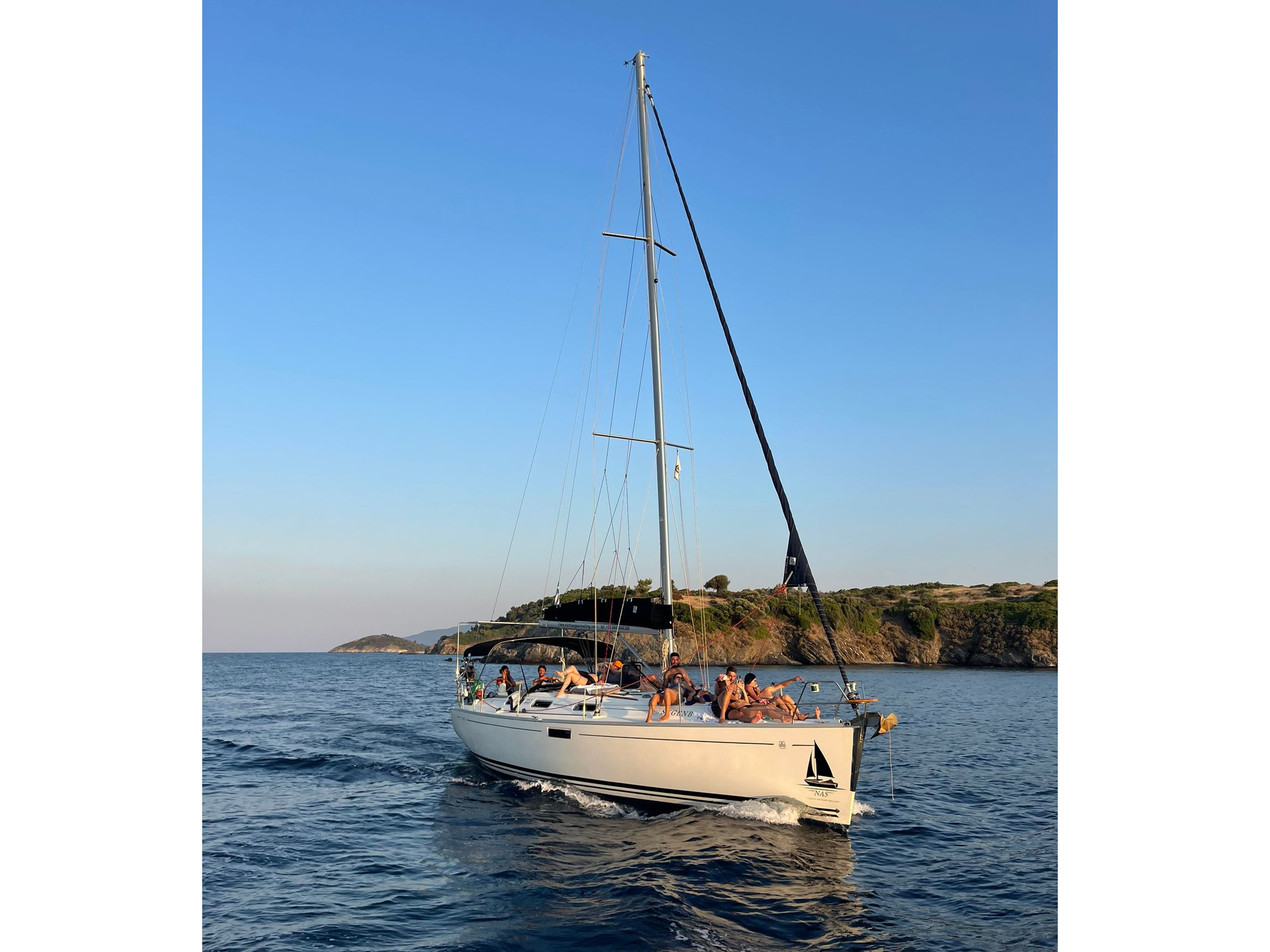 Dufour 385 Grand Large — photo 1