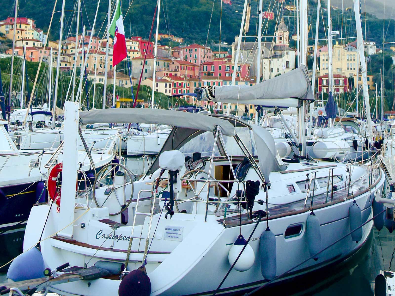 Sun Odyssey 42 i — photo 1