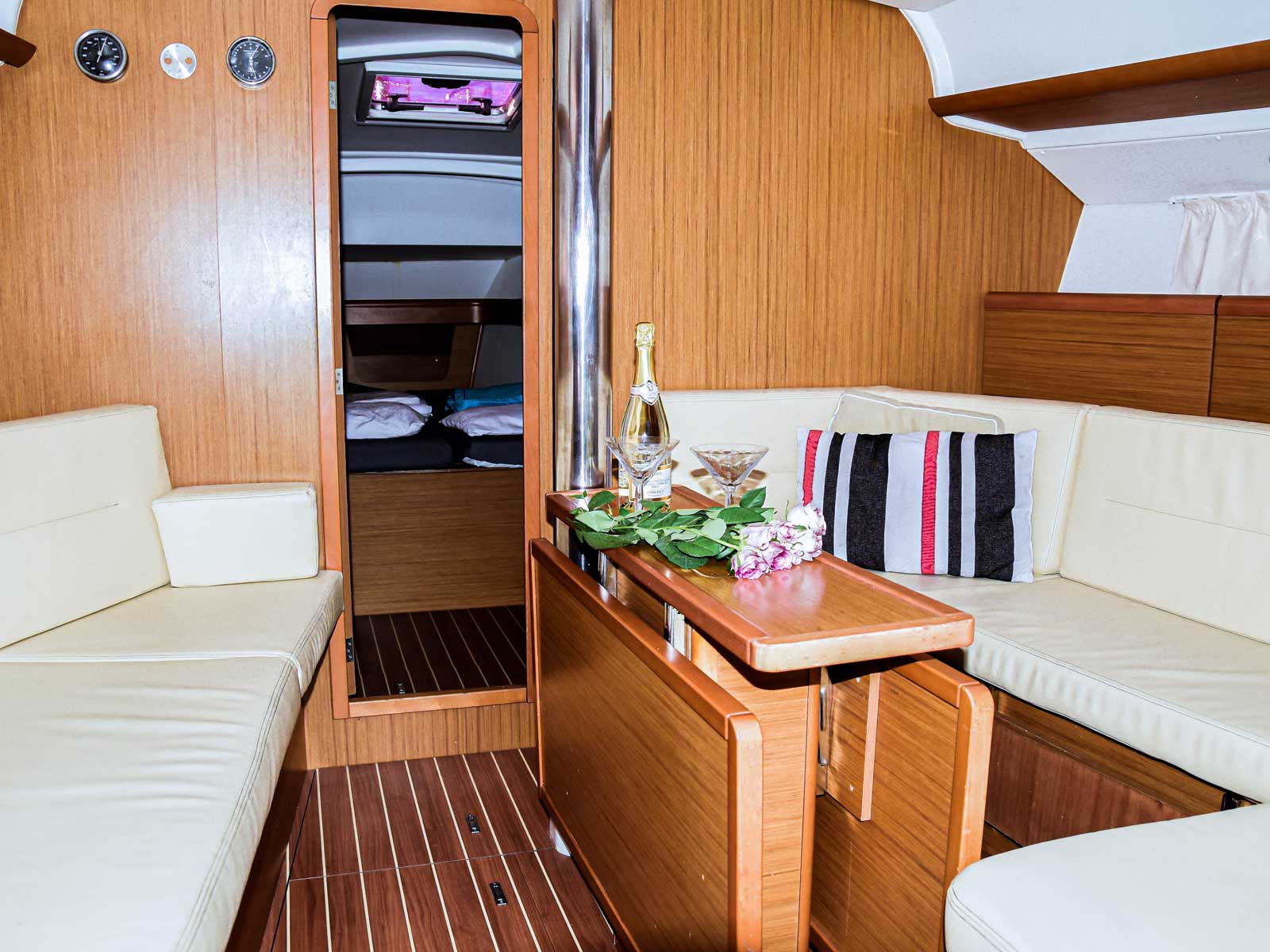 Sun Odyssey 42 i — photo 8