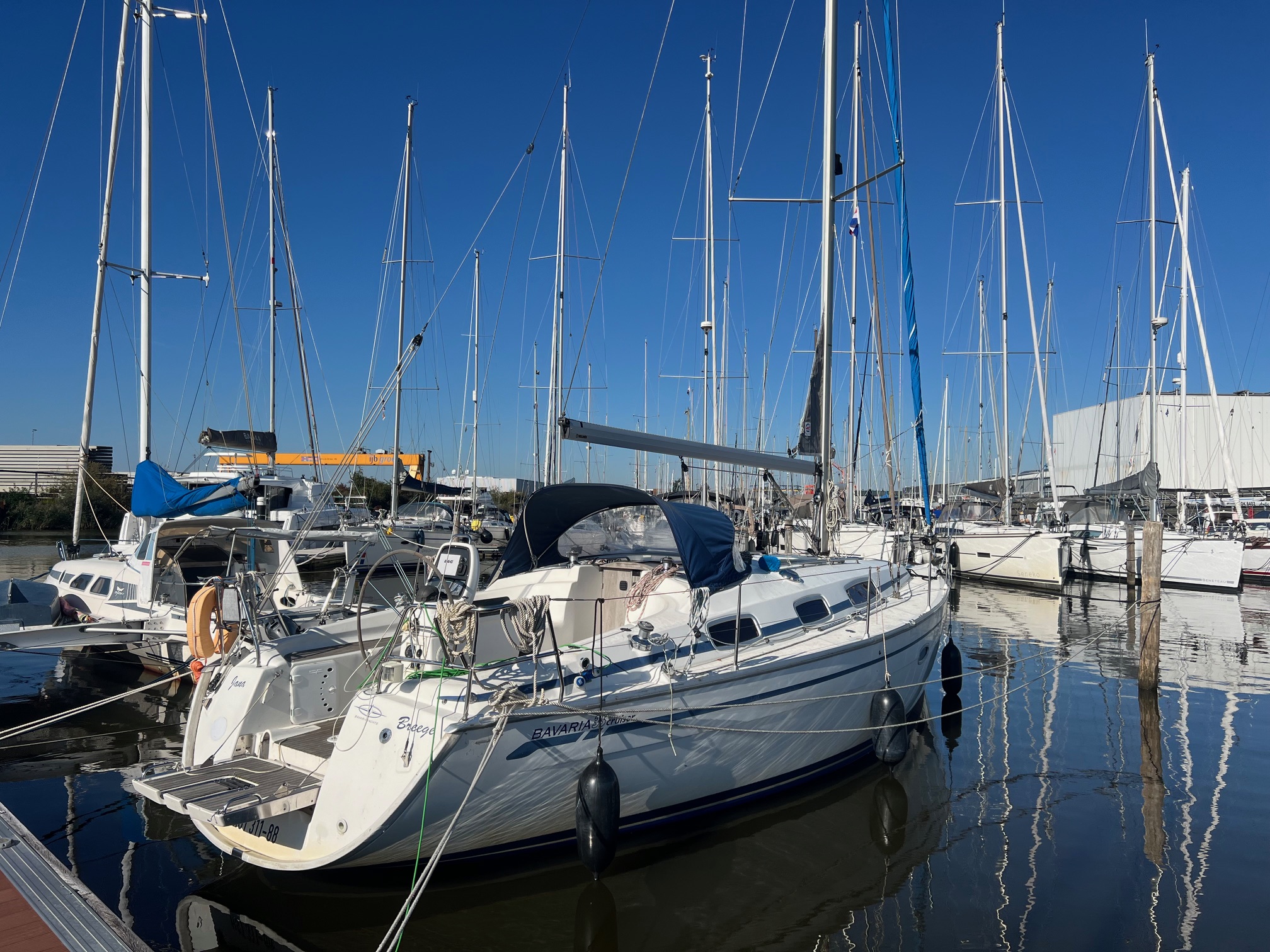 Bavaria 35 Cruiser — photo 1