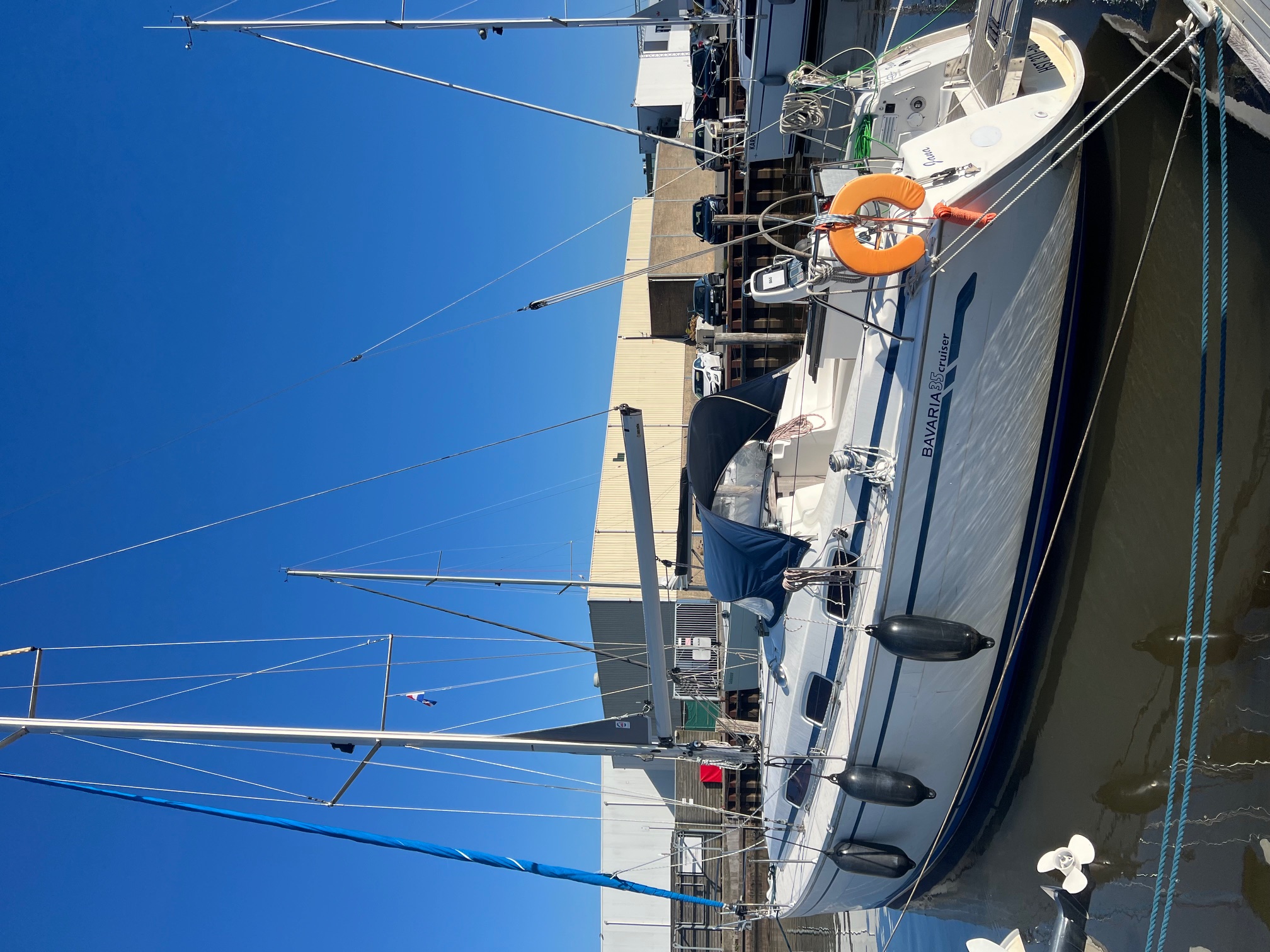 Bavaria 35 Cruiser — photo 13