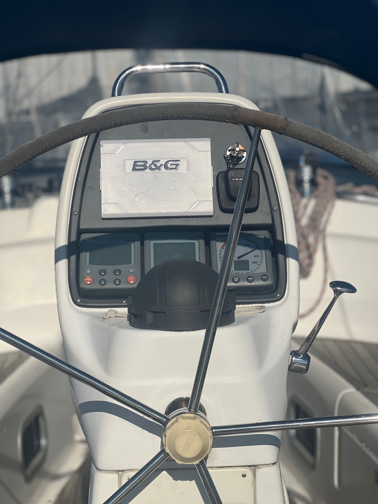 Bavaria 35 Cruiser — photo 17