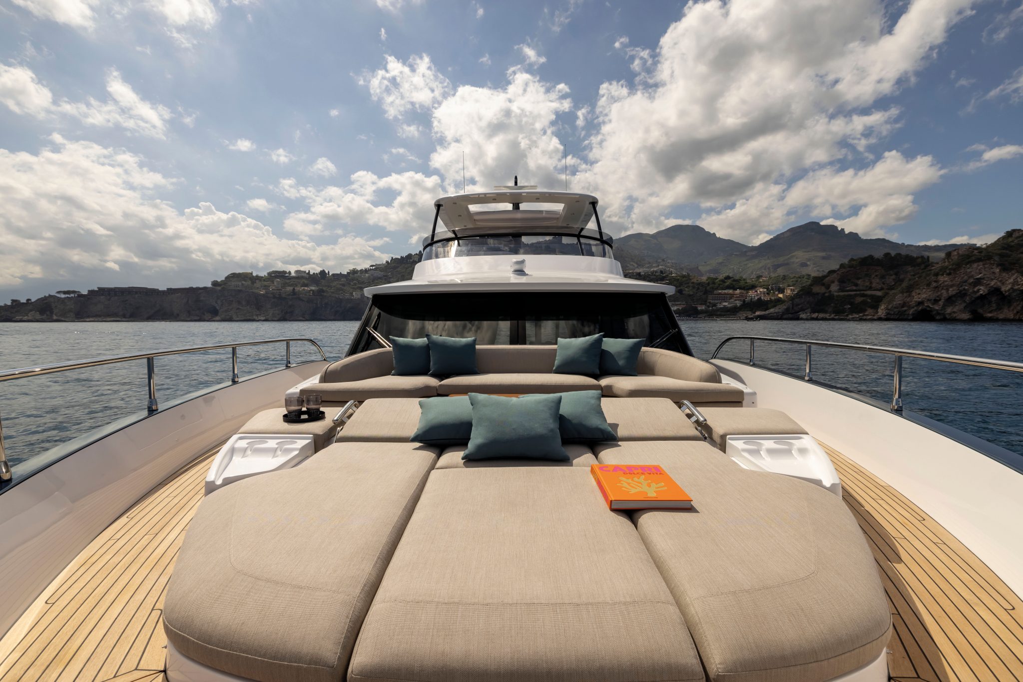 Azimut Magellano 60 — photo 57