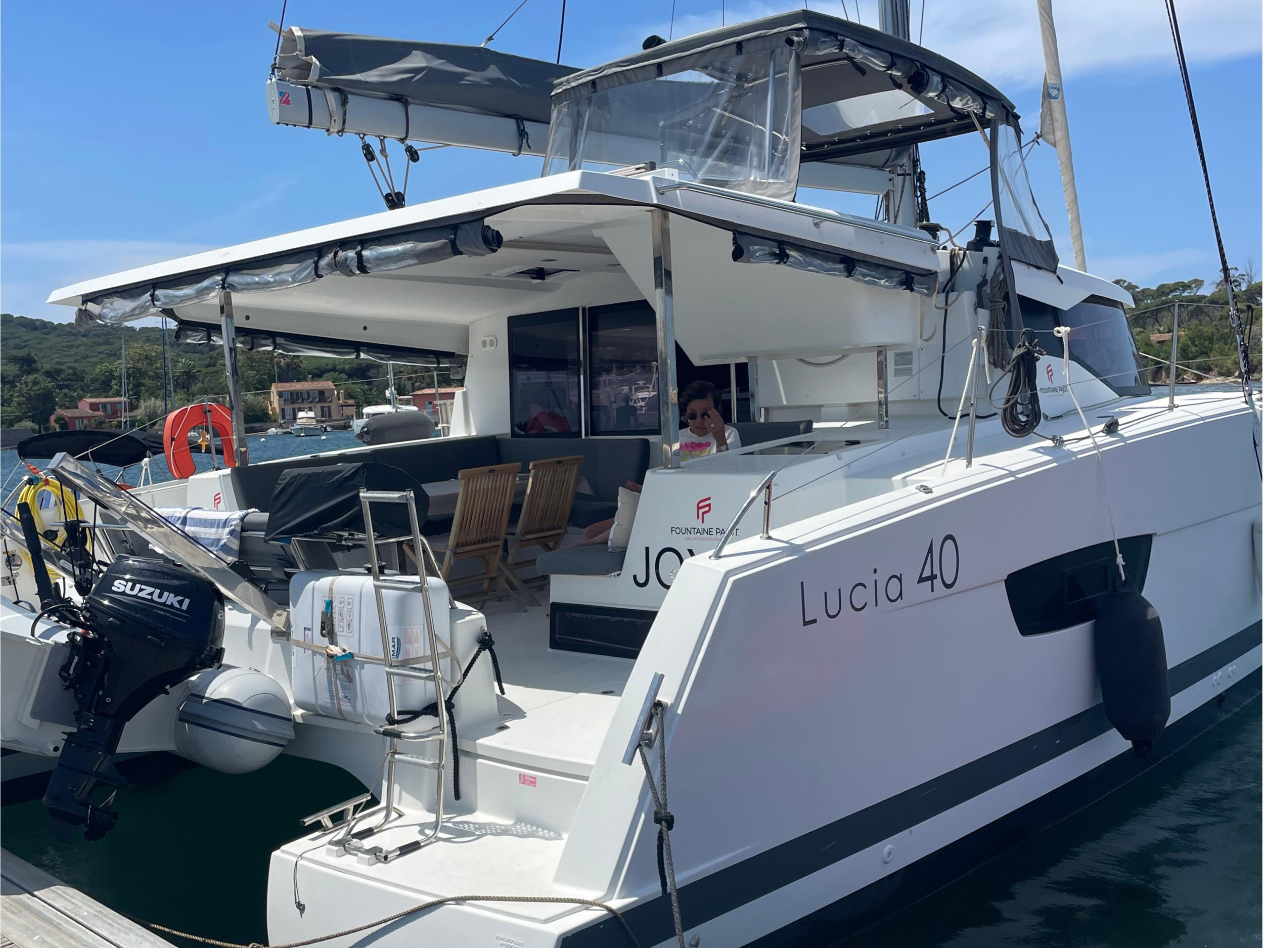 Lucia 40_4 cabins — photo 1