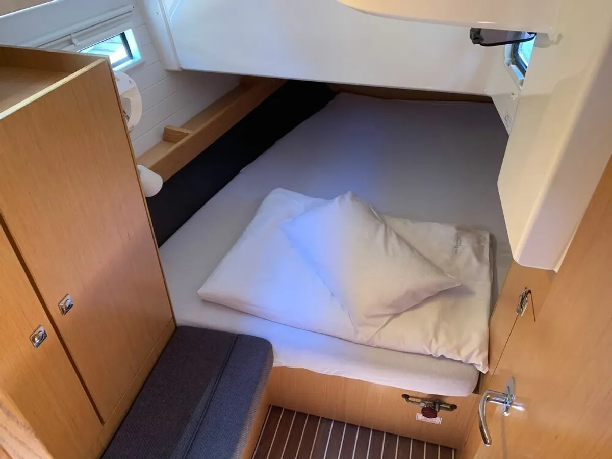Bavaria Cruiser 41 — photo 7