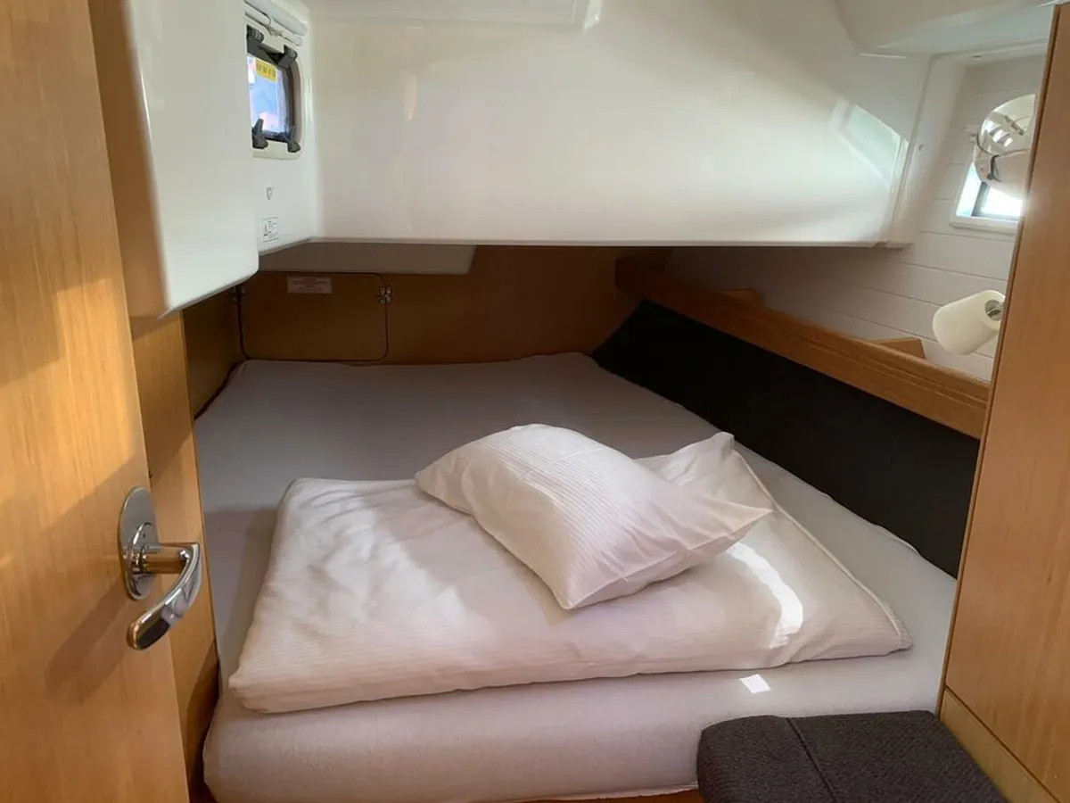 Bavaria Cruiser 41 — photo 15