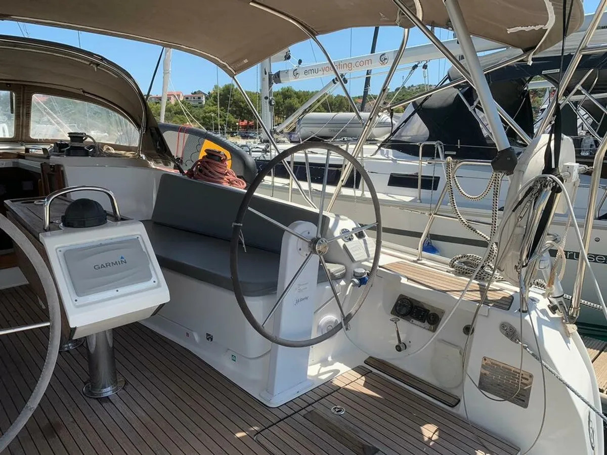 Bavaria Cruiser 41 — photo 9