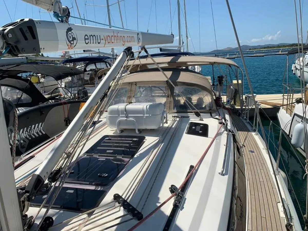 Bavaria Cruiser 41 — photo 16