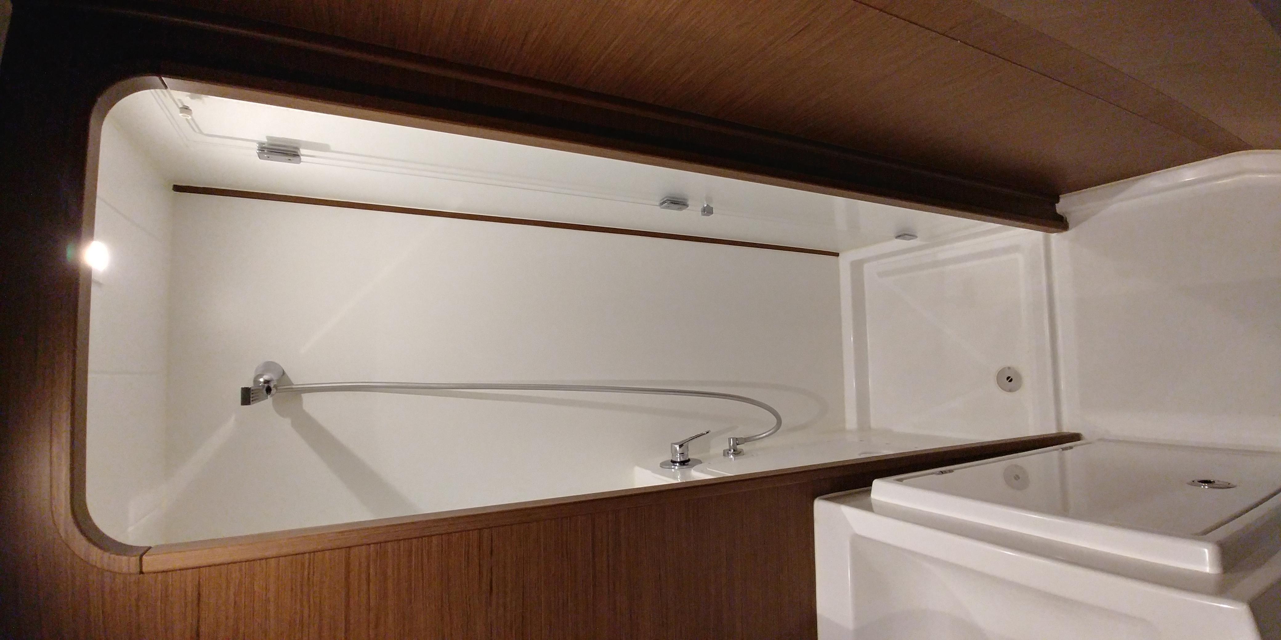 Lagoon 42 — photo 5