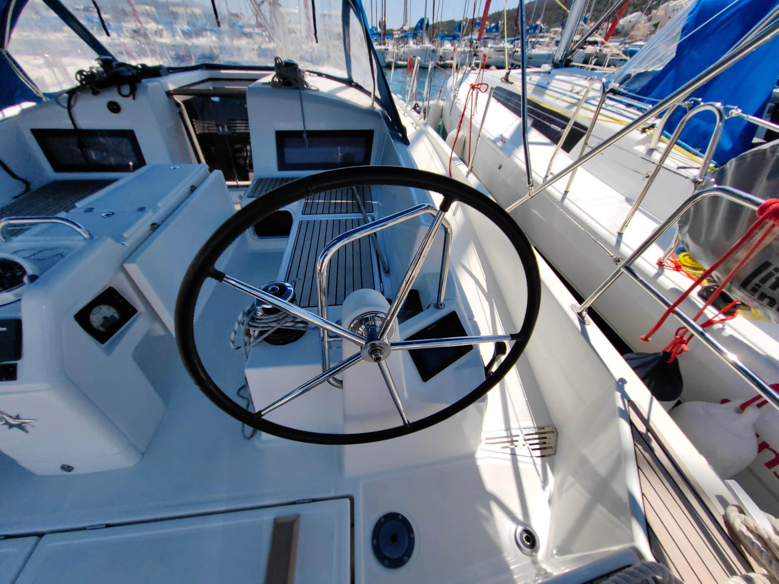 Sun Odyssey 440 — photo 20