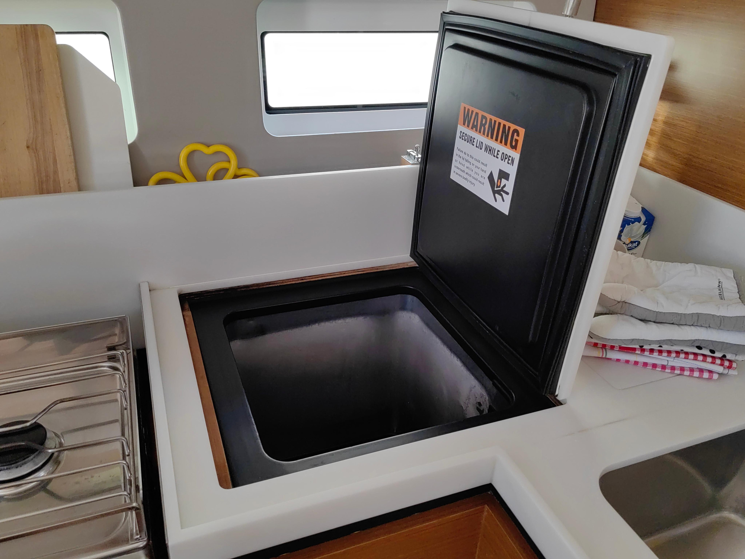 Sun Odyssey 440 — photo 4